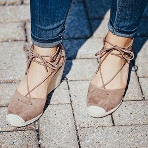 Espadrille wedges